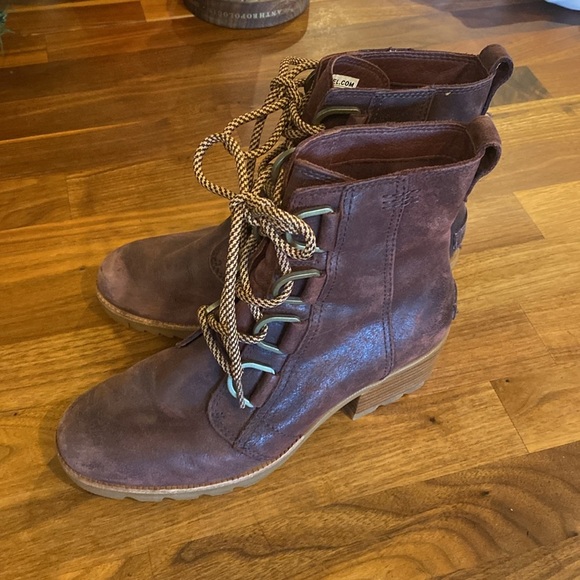 Sorel Cate Laceup boots Burgundy 6.5 - Picture 4 of 9